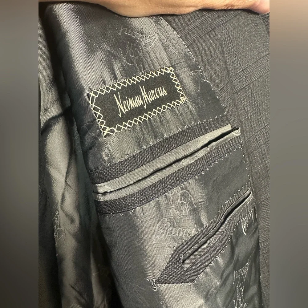 Brioni Mens Gray Plaid Wool 2-Button Blazer Sport Coat Jacket 50L Made in Italy